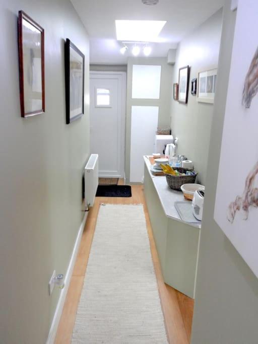 Stunning Annexe 1 Luxury Bedroom, Eating Area & Bathroom Only! Truro Exteriér fotografie
